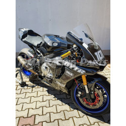 R1 15-18 Premium Plus Carbon Rennverkleidung montiert für Yamaha