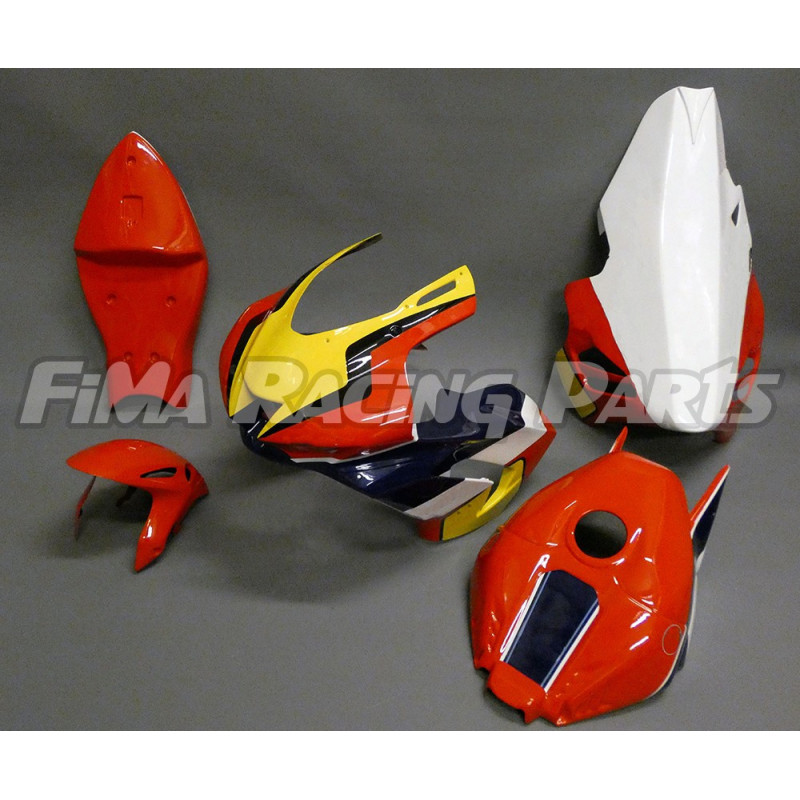 Design 069 Bestellbar unter Rennverkleidung