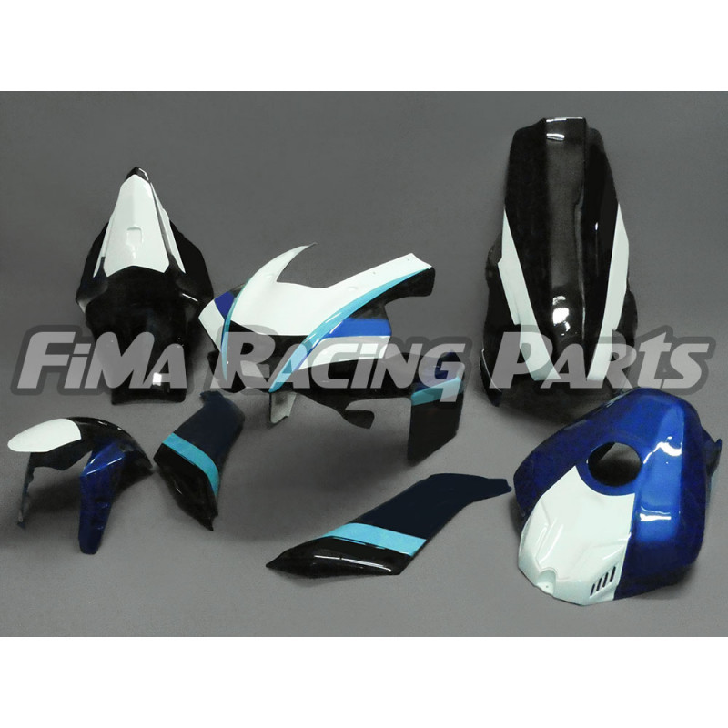 Design 131 orderable under racing clothing