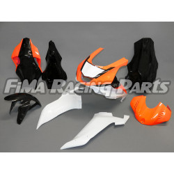 Design 137 bestellbar unter Rennverkleidung